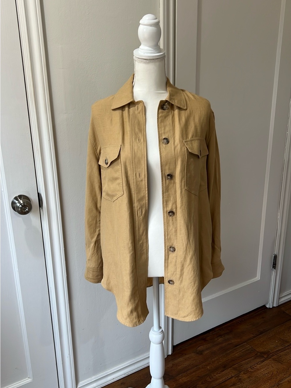 Aritzia Wilfred Long Sleeve Shirt Jacket Tencel & Linen Size XXS NWOT